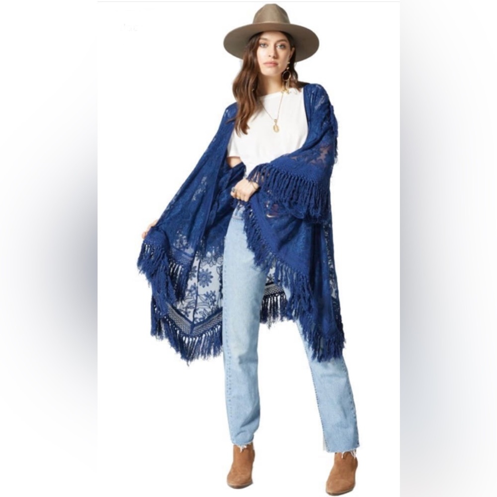 Band Of Gypsies Boho Chic Camila Embroidered Lace Fringe Kimono | Sz M/L | BNWT